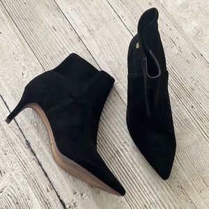 Louise et Cie Black Heeled Boots - Size 9